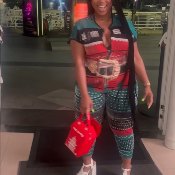 Oversized Belt - Picture 3 of 4